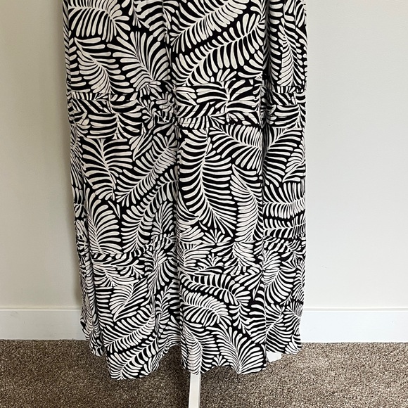 NWT Rachel Zoe - Brown and White Leaf Print Dress - Picture 4 of 9